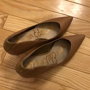 Sam Edelman class high heals. Size 5, nude color
